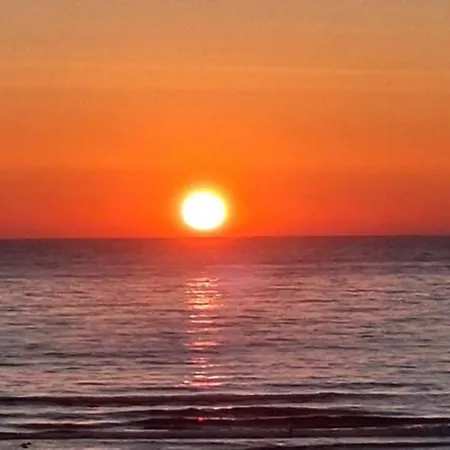 La Plage, Clim Et Wifi Apartamento *